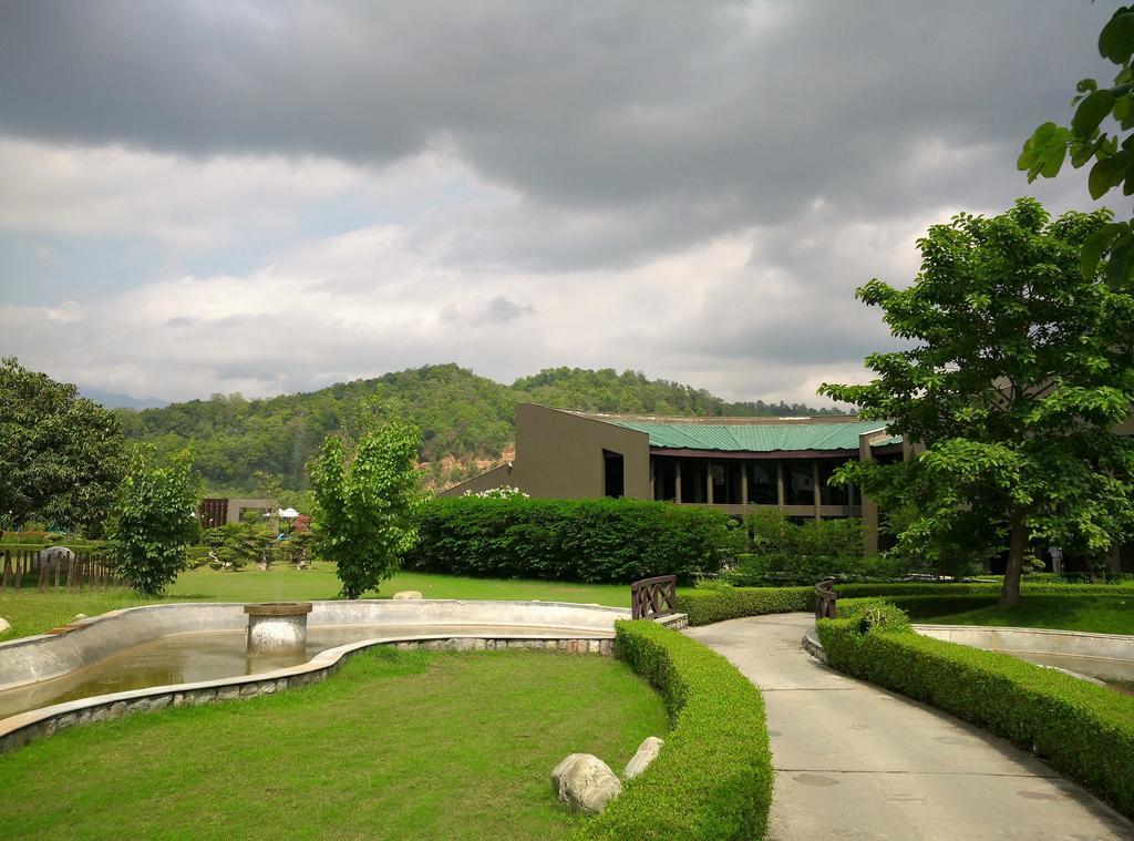 Namah Resort Jim Corbett, A Member Of Radisson Individuals Dhikuli Exterior photo