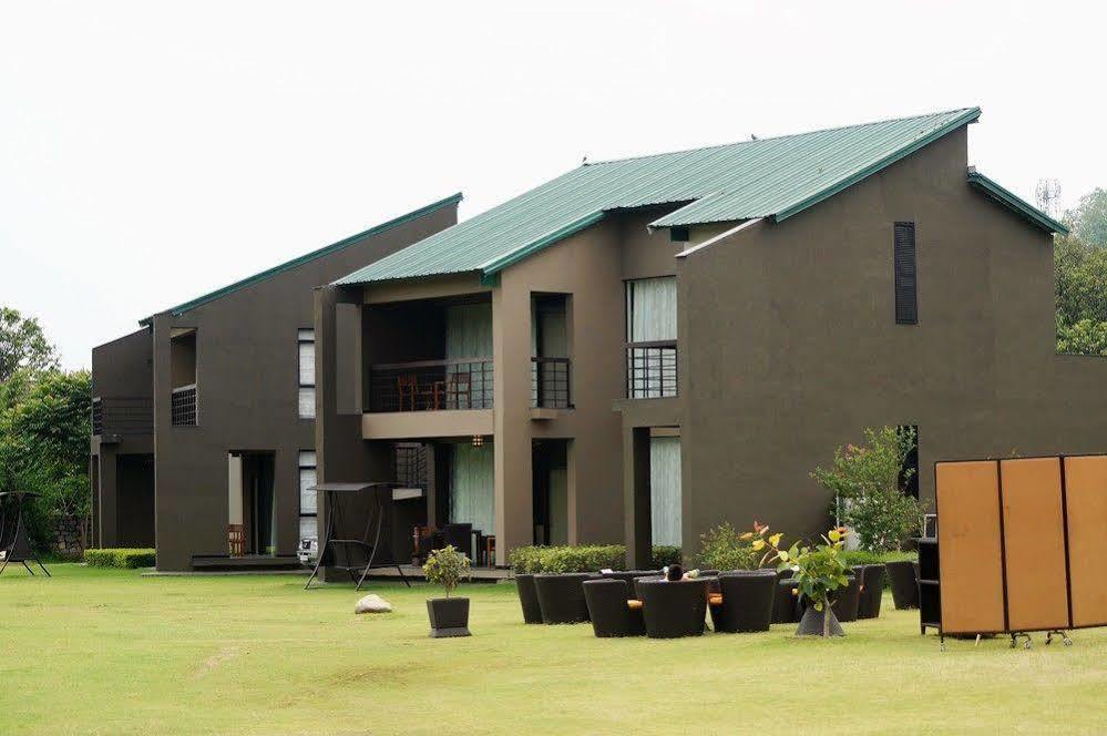 Namah Resort Jim Corbett, A Member Of Radisson Individuals Dhikuli Exterior photo